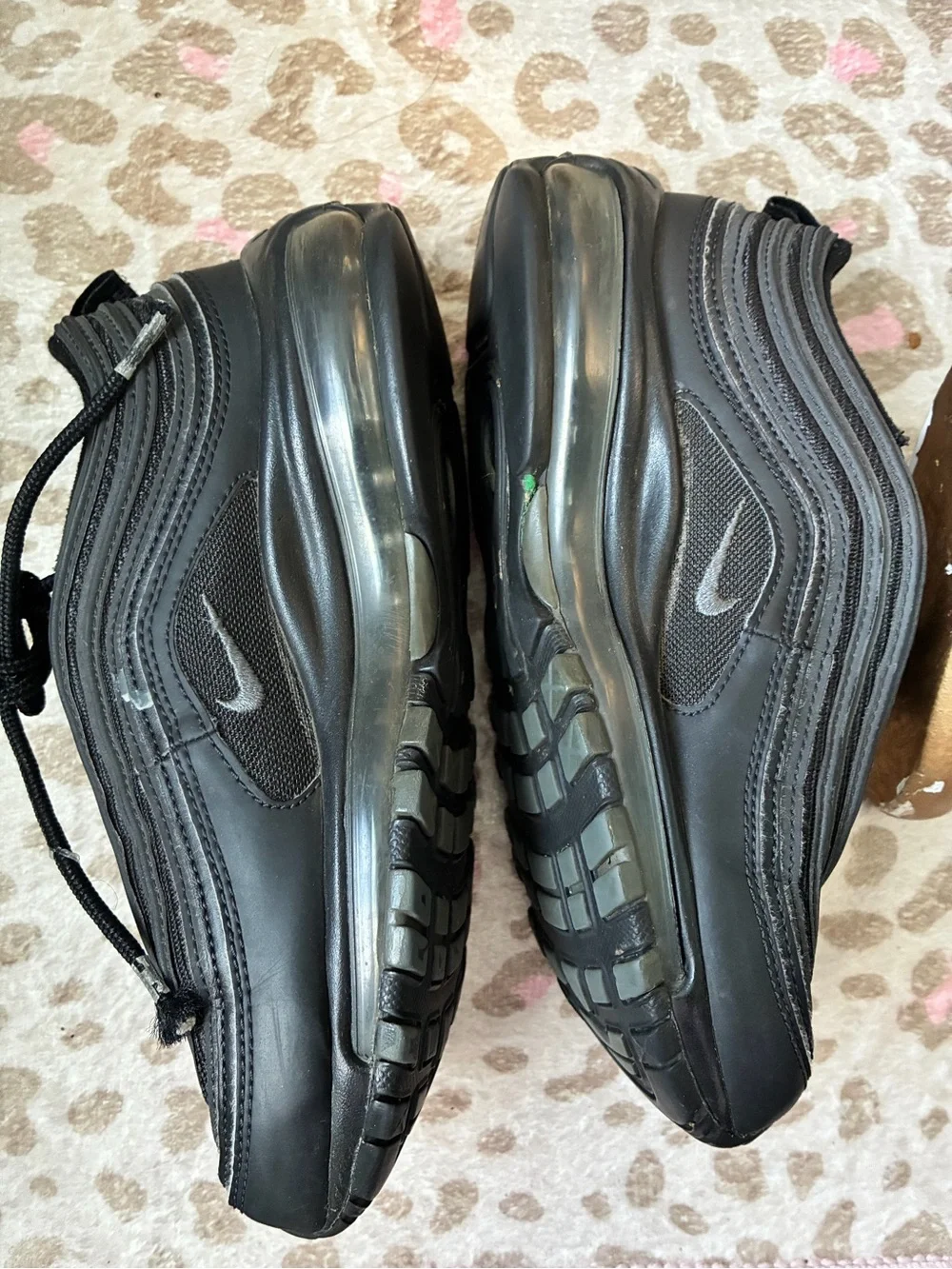 Nike Black/Gray Men's Retro-Style Sneakers